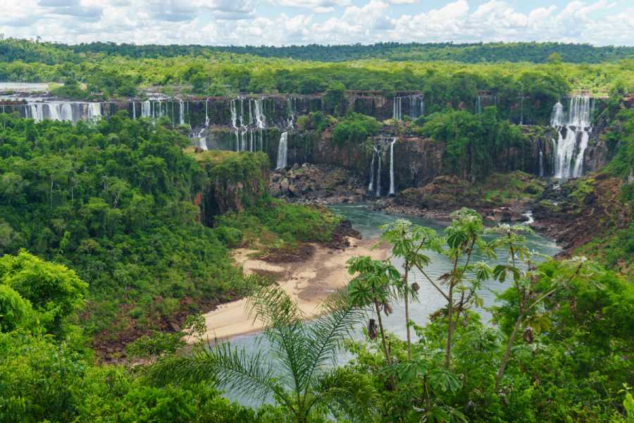 Traveling to the Iguazu Falls in Argentina