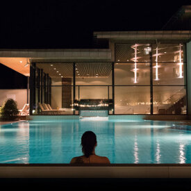 The outdoor swimming pool at Hotel Alexandra (there’s also an indoor pool and both have mountain views)