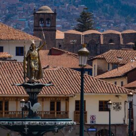 During our post-trip extension, walk through the cobbled streets of Cusco’s center, where centuries-old architecture meets vibrant modern life.