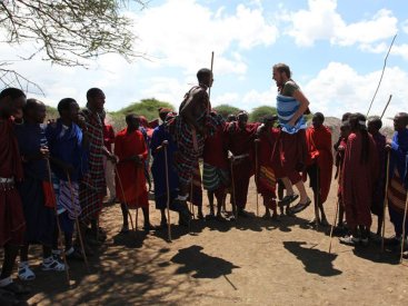 Connect with the Maasai through traditional song and dance!